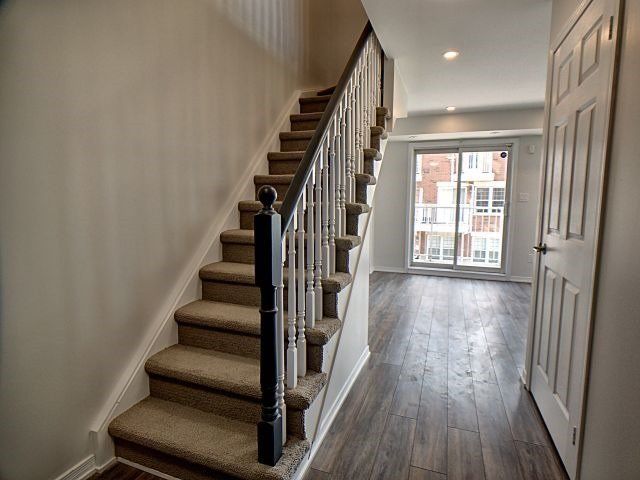 111 - 37 Four Winds Dr, Toronto, M3J1K7 | Image 3