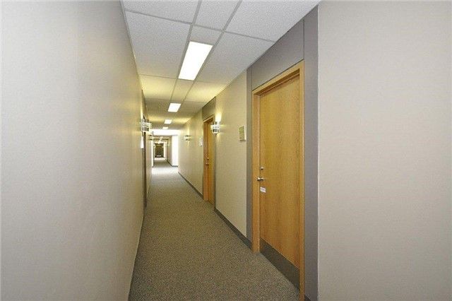 207 - 7895 Tranmere Dr, Mississauga, L5S1V9 | Image 2