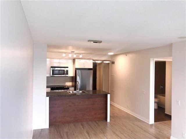 905 - 1 Valhalla Inn Rd, Toronto, M9B1S9 | Image 2