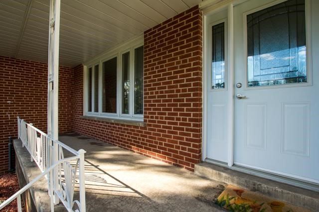 46 Jopling Ave N, Toronto, M9B4G2 | Image 2
