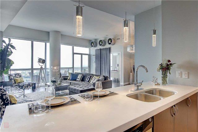 Ph3504 - 223 Webb Dr, Mississauga, L5B0E8 | Image 3