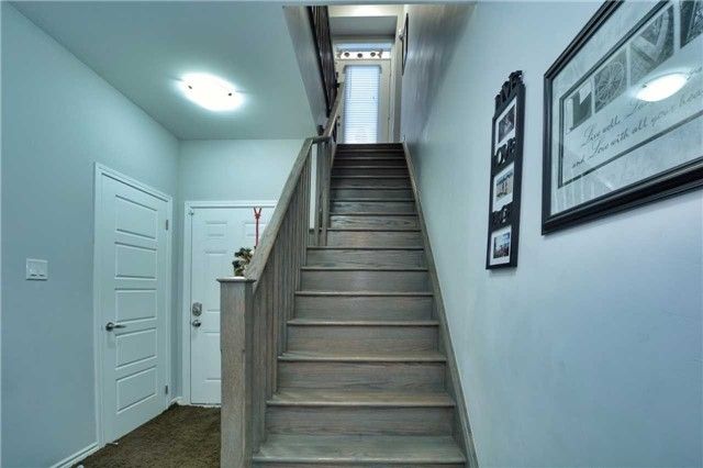 3034 Preserve Dr, Oakville, L6M0T9 | Image 2