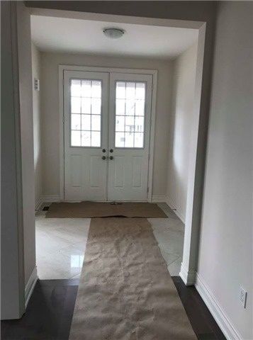 491 Threshing Mill Blvd, Oakville, L6H 0V6 | Image 2