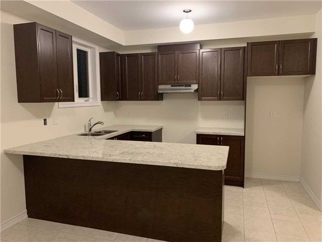 7 Miami Grve, Brampton, L6Z 0B4 | Image 2