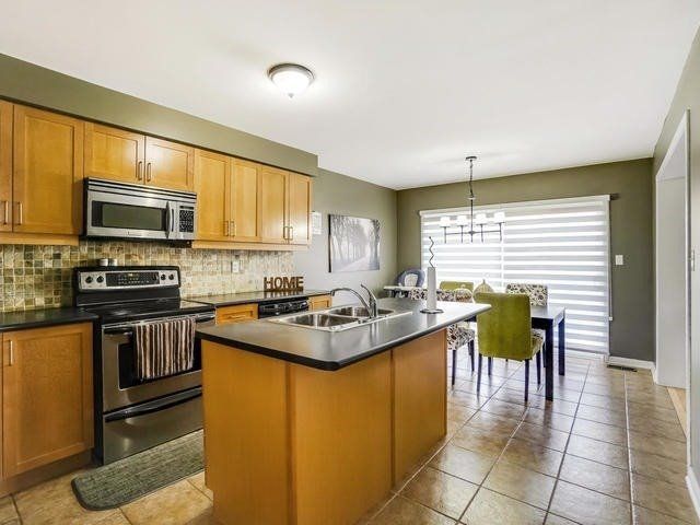 194 Fandango Dr, Brampton, L6X0L3 | Image 3