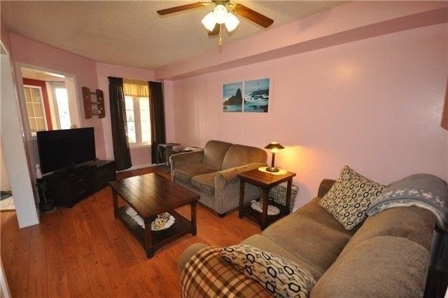 60 Culture Cres, Brampton, L6X5A2 | Image 3