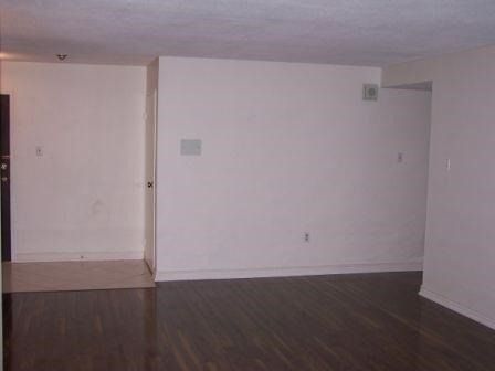 202 - 4 Kings Cross Rd, Brampton, L6T3X8 | Image 3