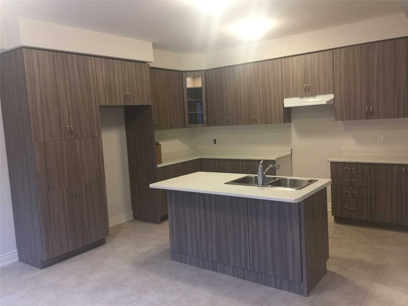 298 Etheridge Ave, Milton, L9E1H7 | Image 3