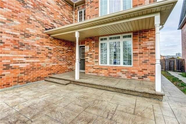 4569 Sandford Farm Dr, Mississauga, L5V0C2 | Image 2