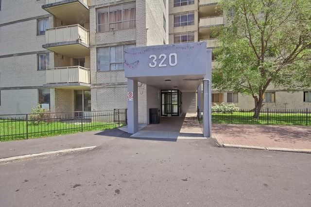 1511 - 320 Dixon Rd, Toronto, M9R1S8 | Image 2