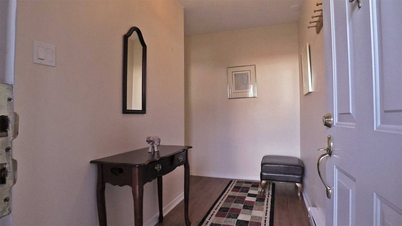 21 - 530 Falgarwood Dr, Oakville, L6H1N3 | Image 3