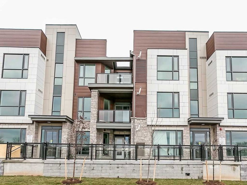 305 - 2375 Bronte Rd, Oakville, L6M 1P5 | Image 2