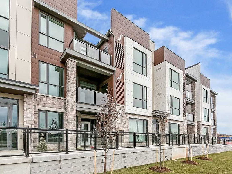 305 - 2375 Bronte Rd, Oakville, L6M 1P5 | Image 3