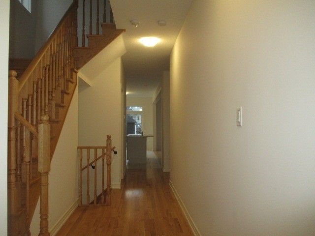 100 Emerald Coast Tr, Brampton, L7A5A7 | Image 3