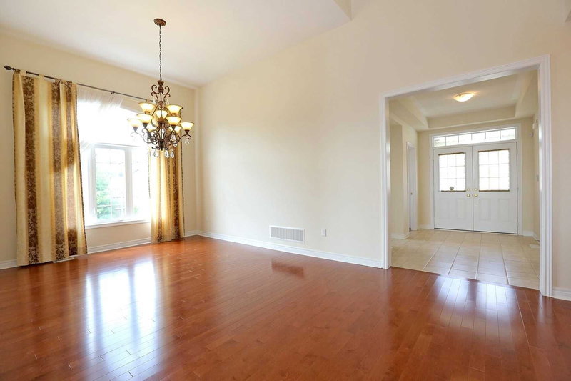 3409 Liptay Ave, Oakville, L6M0M8 | Image 2