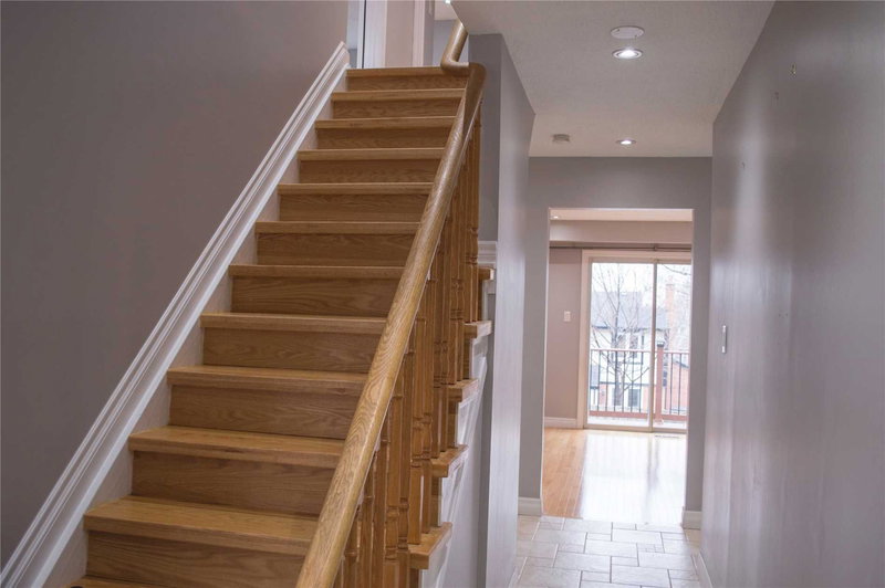 Upper - 4203 Wheelwright Cres, Mississauga, L5L2X4 | Image 2