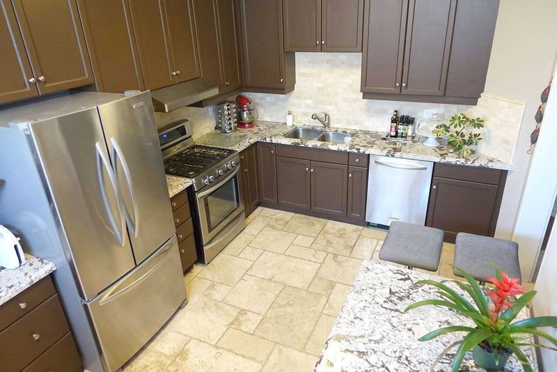 40 Chester St, Oakville, L6H6G8 | Image 2