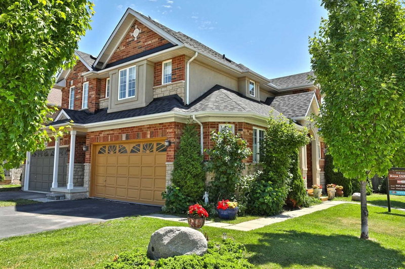 2363 Parkglen Ave, Oakville, L6M4Y4 | Image 2