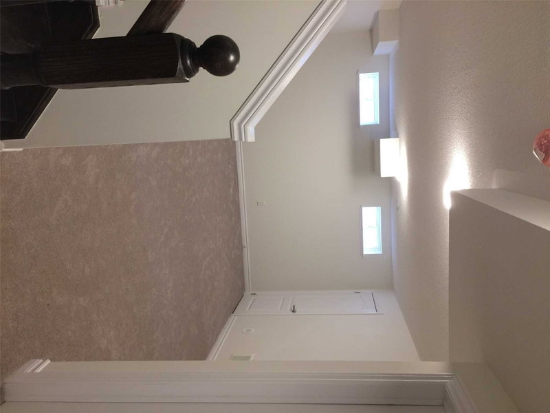 391 Athabasca Common, Oakville, L6H0R5 | Image 2