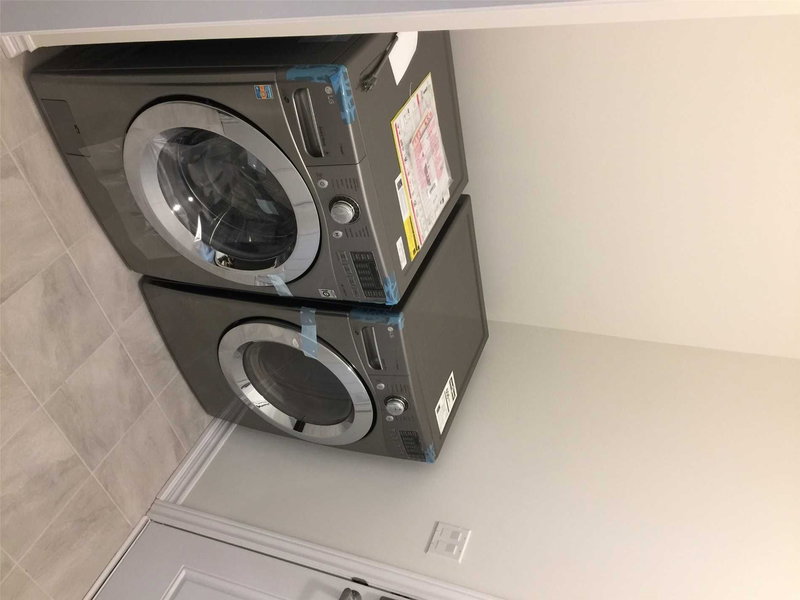 391 Athabasca Common, Oakville, L6H0R5 | Image 3