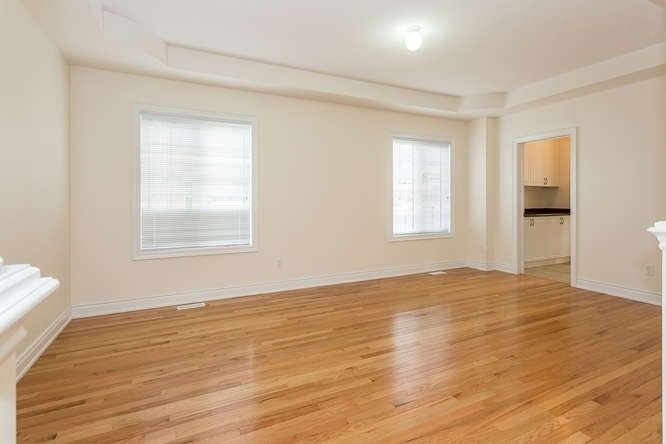 22 Templar St, Brampton, L6Y3A6 | Image 3