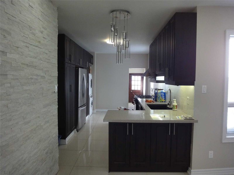 1168 Dufferin St, Toronto, M6H4B8 | Image 2