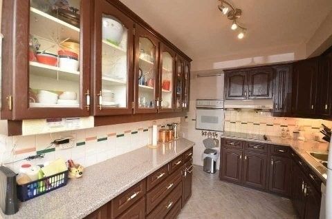 17 - 7475 Goreway Dr, Mississauga, L4T3T3 | Image 3