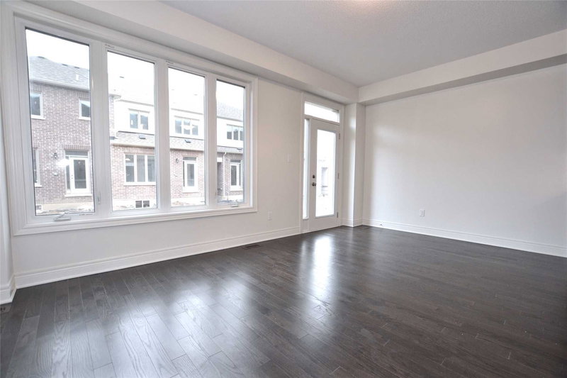 462 Sheaffe Pl, Milton, L9E1K1 | Image 3