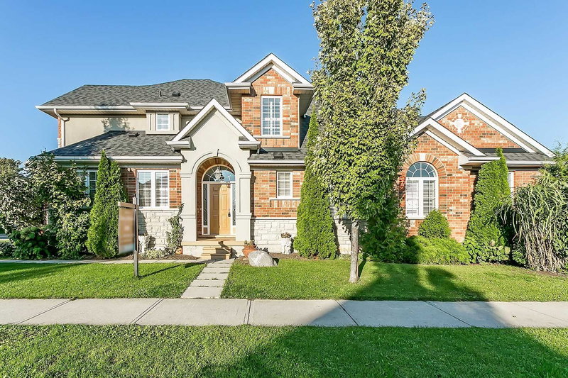 2363 Parkglen Ave, Oakville, L6M4Y4 | Image 2