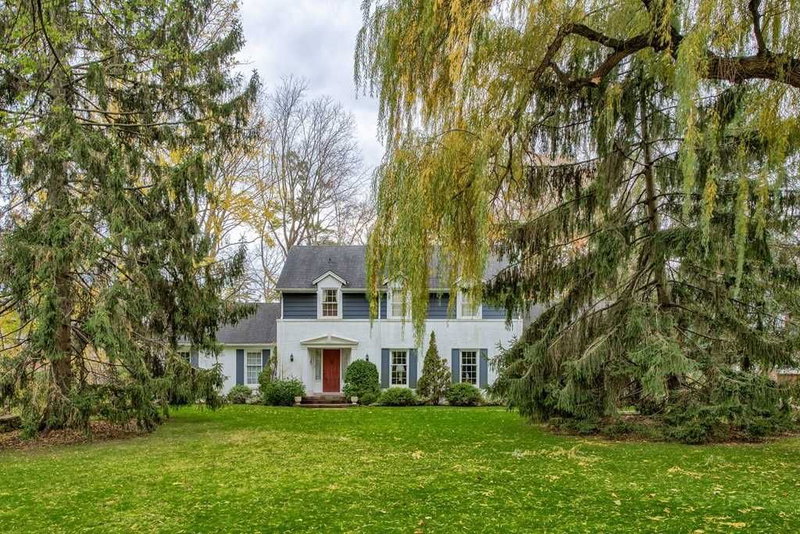 116 Chartwell Rd, Oakville, L6J3Z6 | Image 3