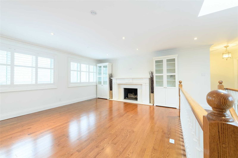 169 Morrison Rd, Oakville, L6J 4J3 | Image 3