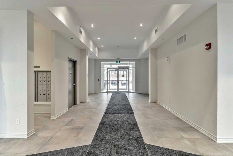 304 - 1360 Costigan Rd, Milton, L9T8X7 | Image 3