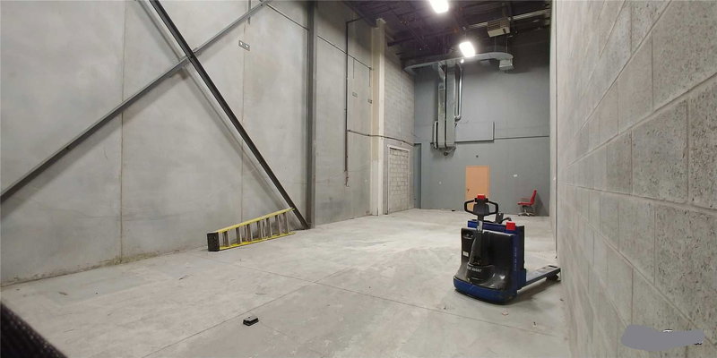 2960 Drew Rd, Mississauga, L4T0A6 | Image 3