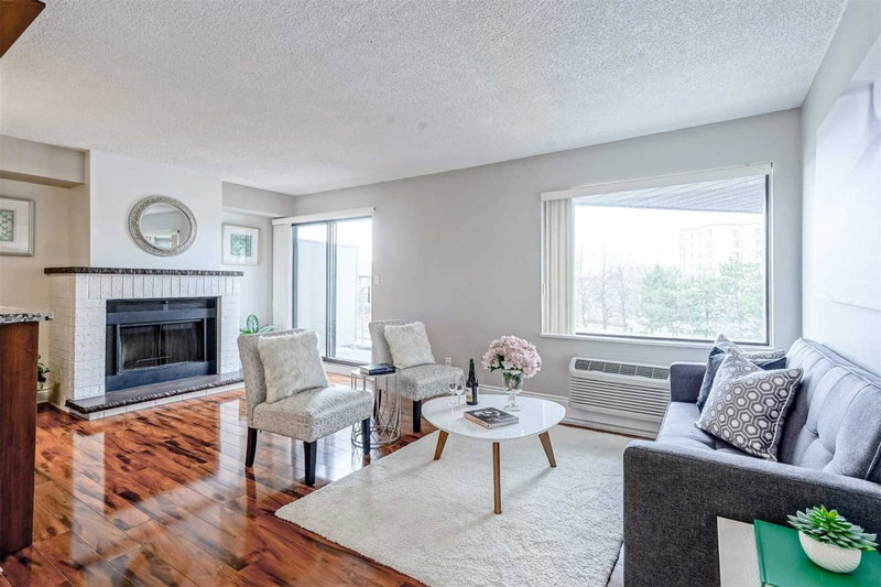 625 - 1000 Cedarglen Gate, Mississauga, L5C3Z5 | Image 2