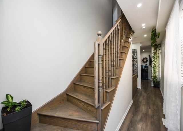 67 Baffin Cres, Brampton, L7A4L1 | Image 3