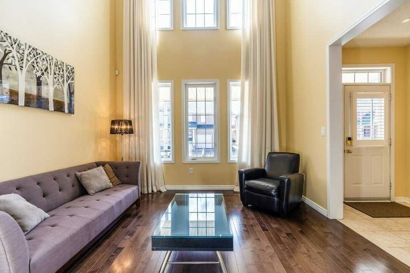 5 Leagrove St, Brampton, L7A1P2 | Image 3