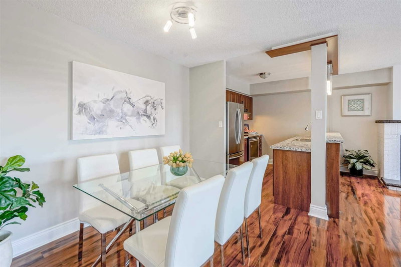 625 - 1000 Cedarglen Gate, Mississauga, L5C3Z5 | Image 3