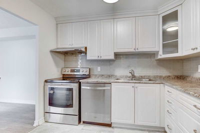 Unit 911 — 145 Hillcrest Ave, Mississauga - Cooksville image-0-2