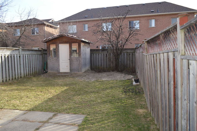 33 Clover Bloom Rd, Brampton, L6R1S2 | Image 3