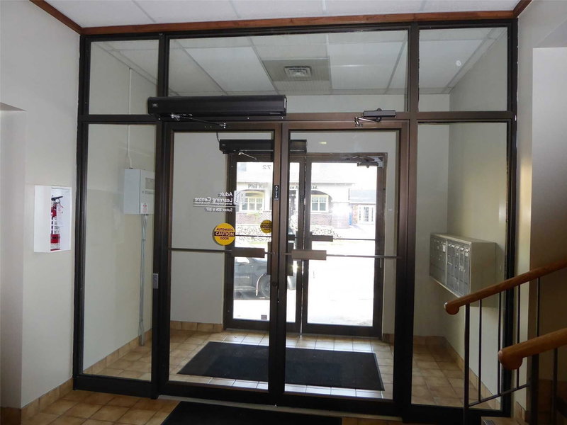 201 - 72 Mill St, Halton Hills, L7G2C9 | Image 2