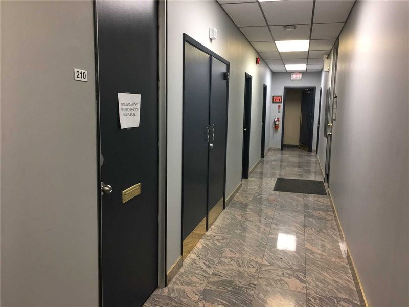 210 - 4250 Weston Rd, Toronto, M9L1W9 | Image 2