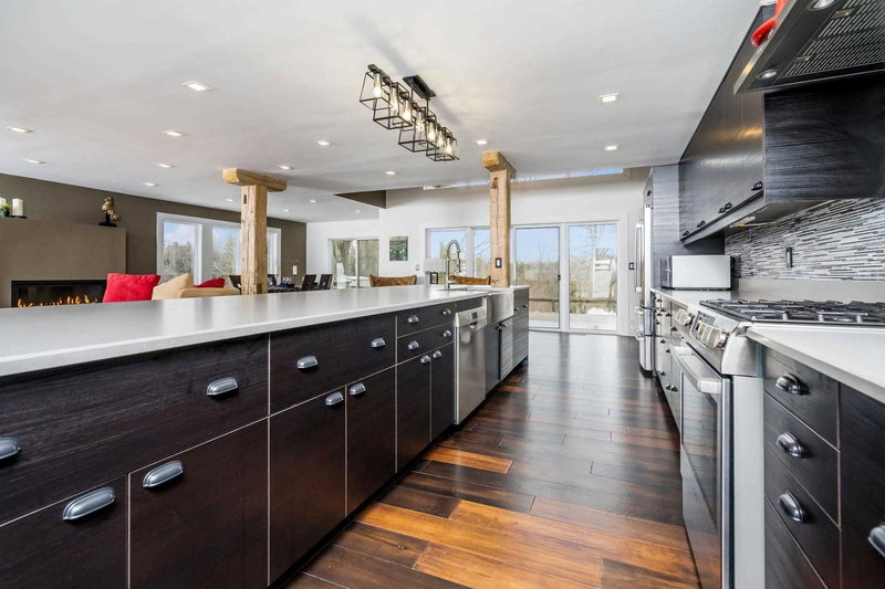 18095 Horseshoe Hill Rd, Caledon, L7K2B8 | Image 2