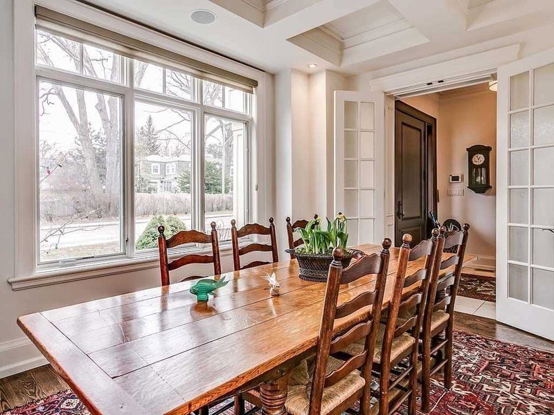 428 Sheddon Ave, Oakville, L6J1Y3 | Image 2