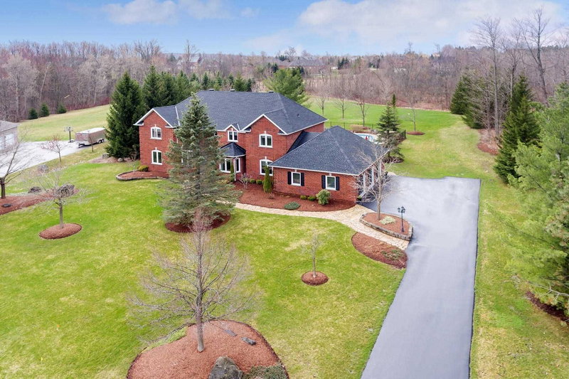 11135 Menzies Crt, Milton, L0P1B0 | Image 2