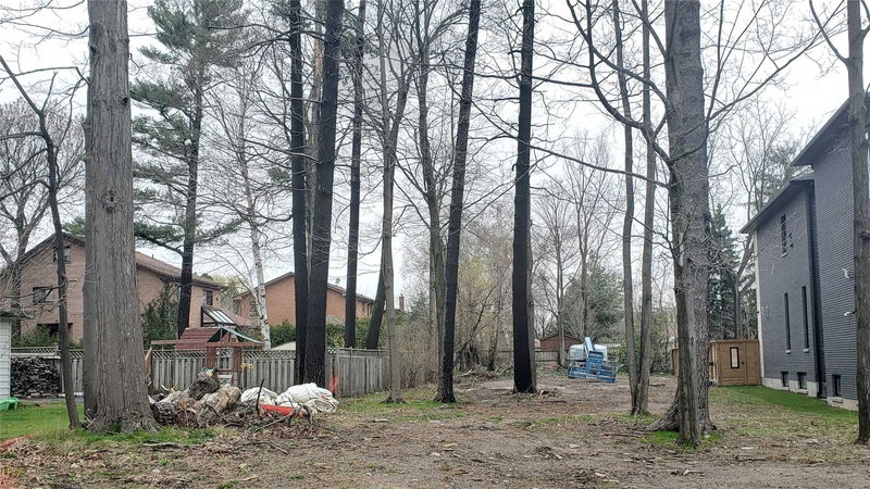 3081 Grenville Dr, Mississauga, L5A2P6 | Image 2