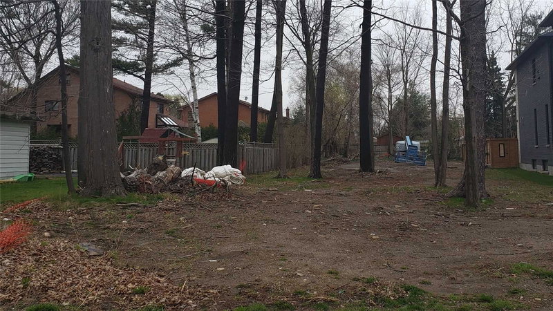 3081 Grenville Dr, Mississauga, L5A2P6 | Image 3