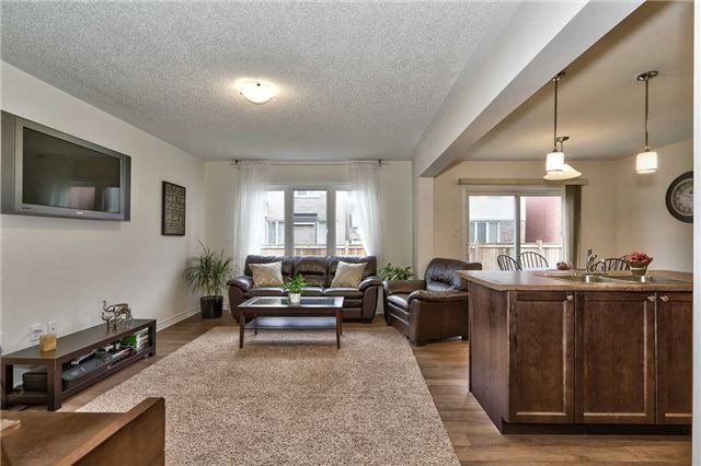 1550 Gainer Cres, Milton, L9T8Y3 | Image 3