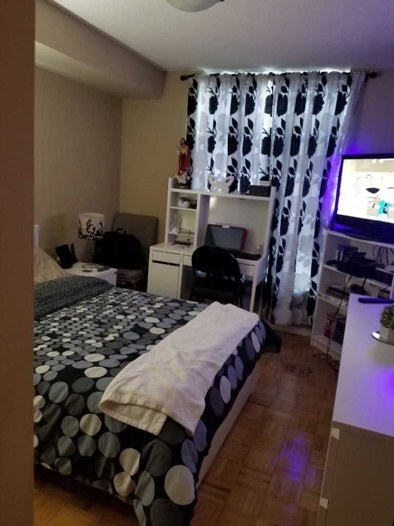 Room2
