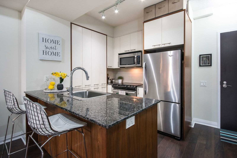 211 - 1 Valhalla Inn Rd, Toronto, M9B1S9 | Image 3