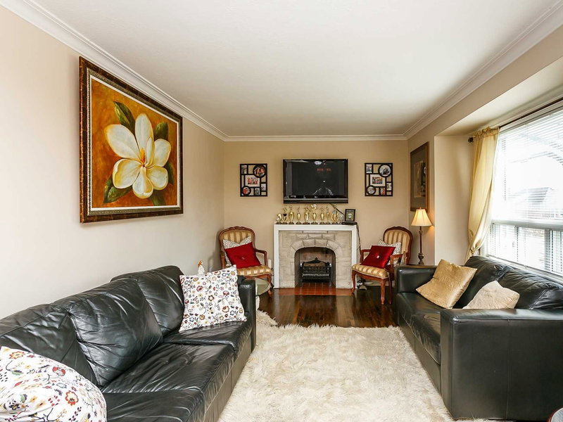 30 Parker Ave, Toronto, M8Z4L8 | Image 3